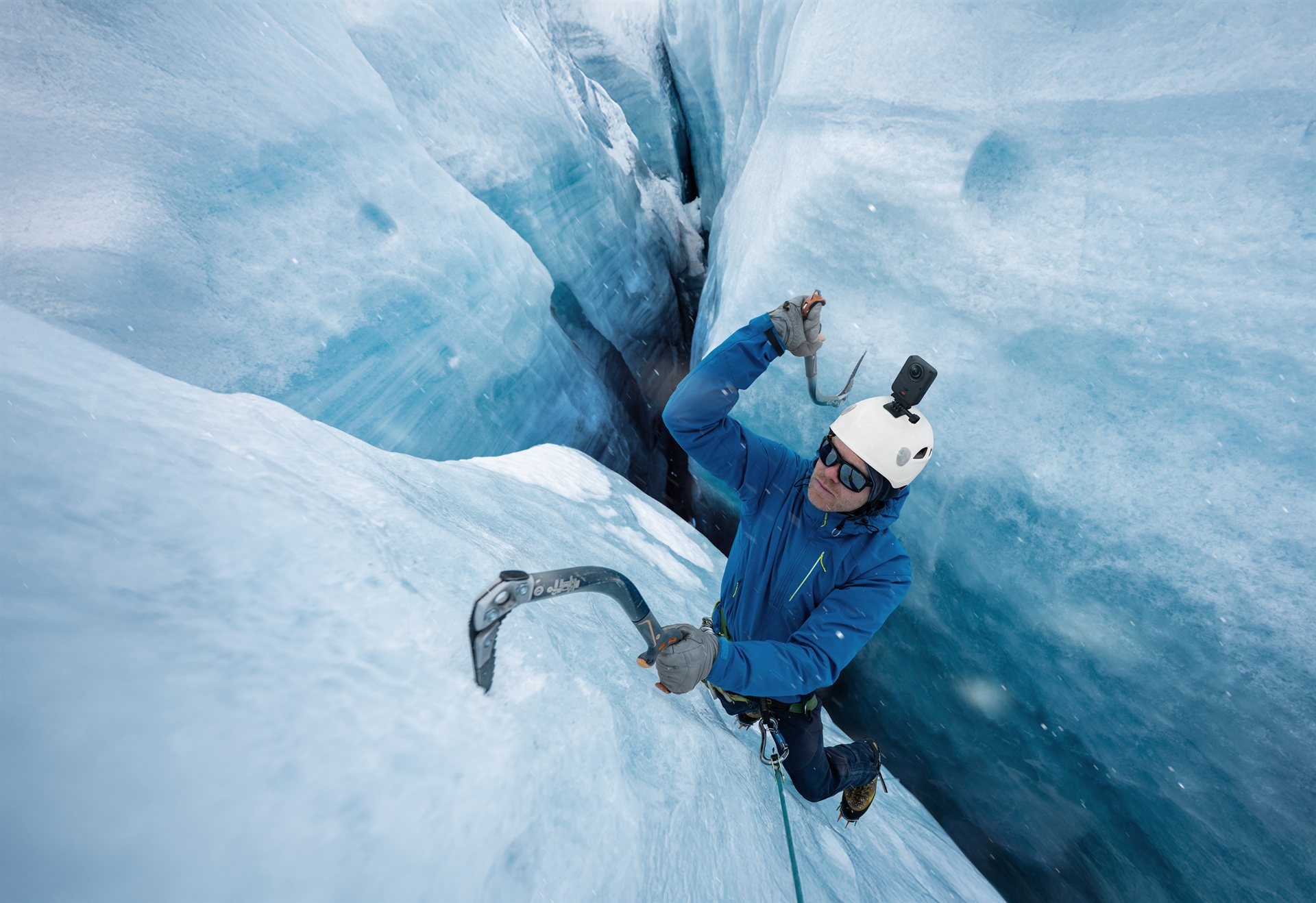 Ice climbing and winter sports